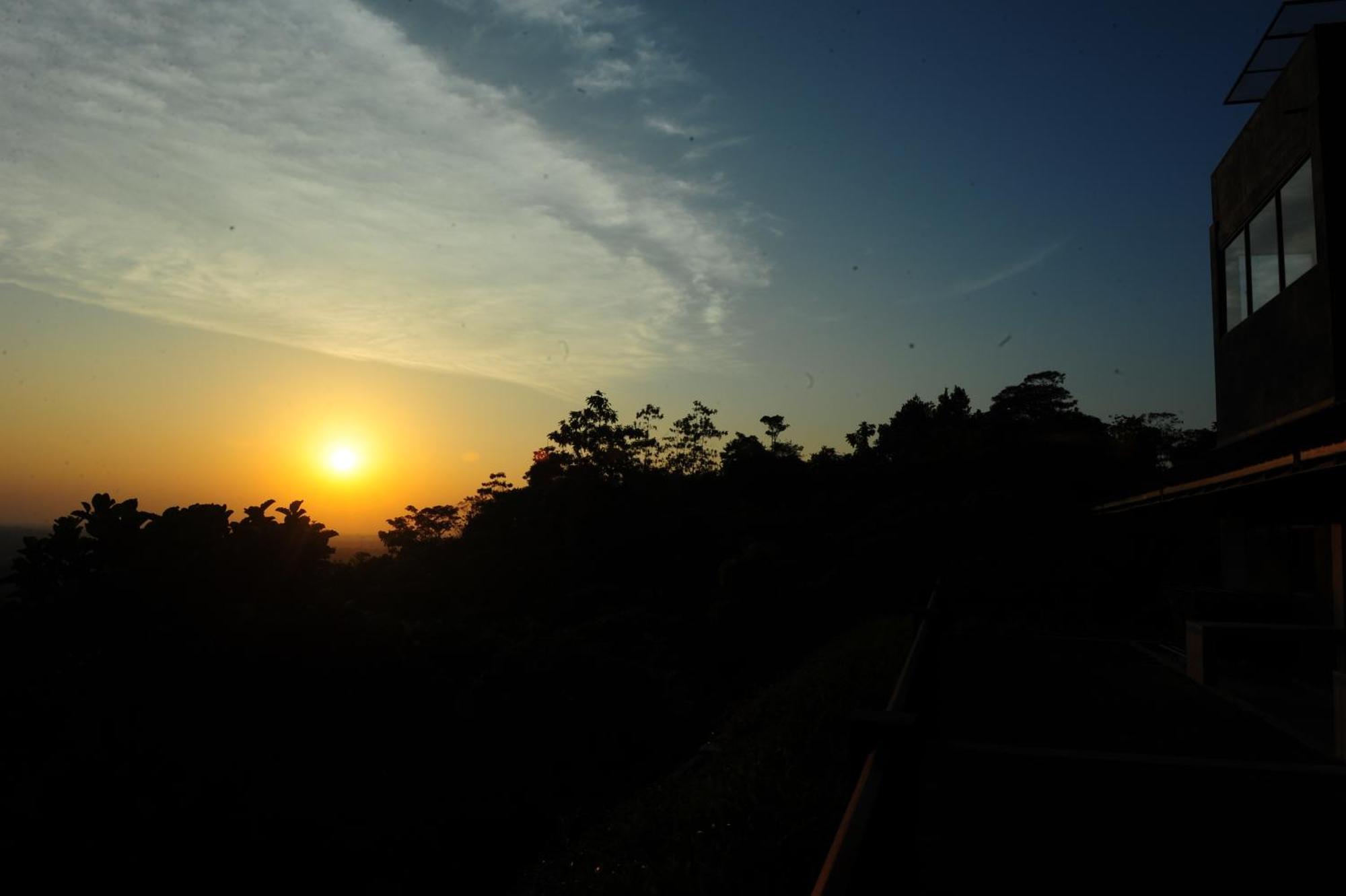 Kithul Kanda The Mountain Resort Padukka Ngoại thất bức ảnh